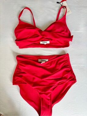 Popilush Red High-Waist ruched sculpting Bikini Set. Top and bottom sz Small.